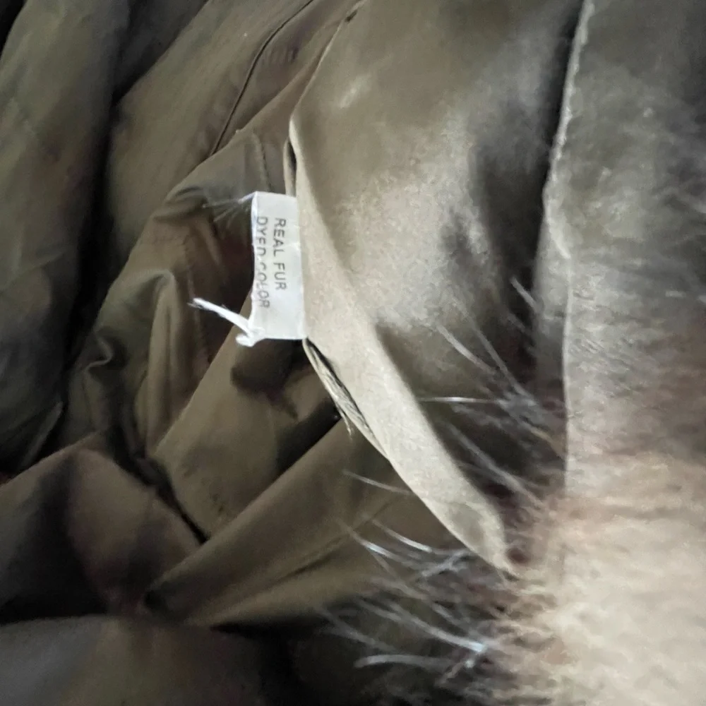 Dolce and Gabbana real fur coat size 6 - Picture 14 of 16